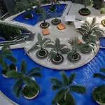 Apartamento Beira-Mar Com Piscina