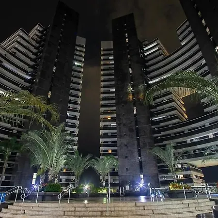 Apartamento Beira-mar Com Piscina *