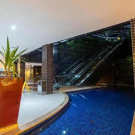 Beira-mar Com Piscina Apartamento